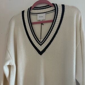 Reformation Jadey Cashmere Oversized V-neck Sweater Ivory - Size M